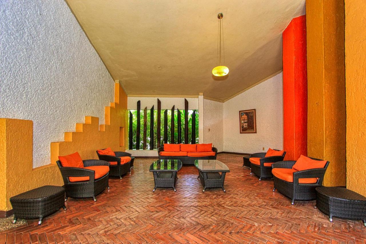 Hotel Ciudad Real Palenque Dış mekan fotoğraf